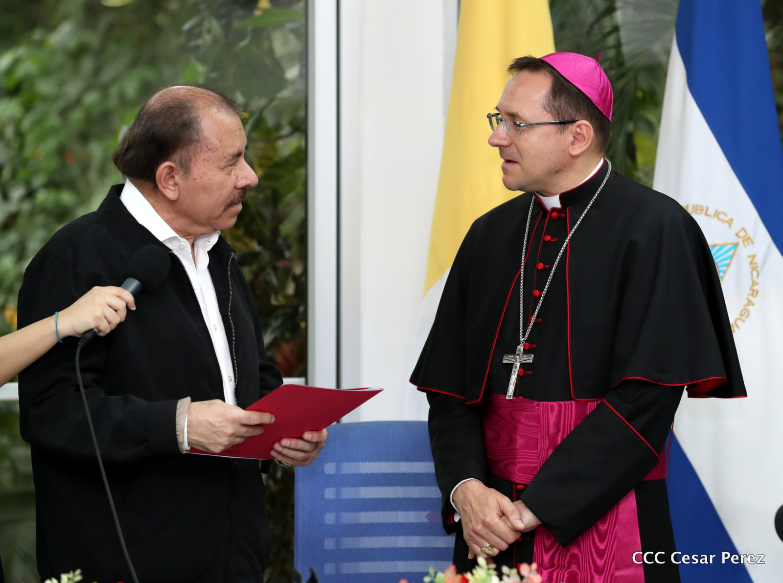 Nuncio1
